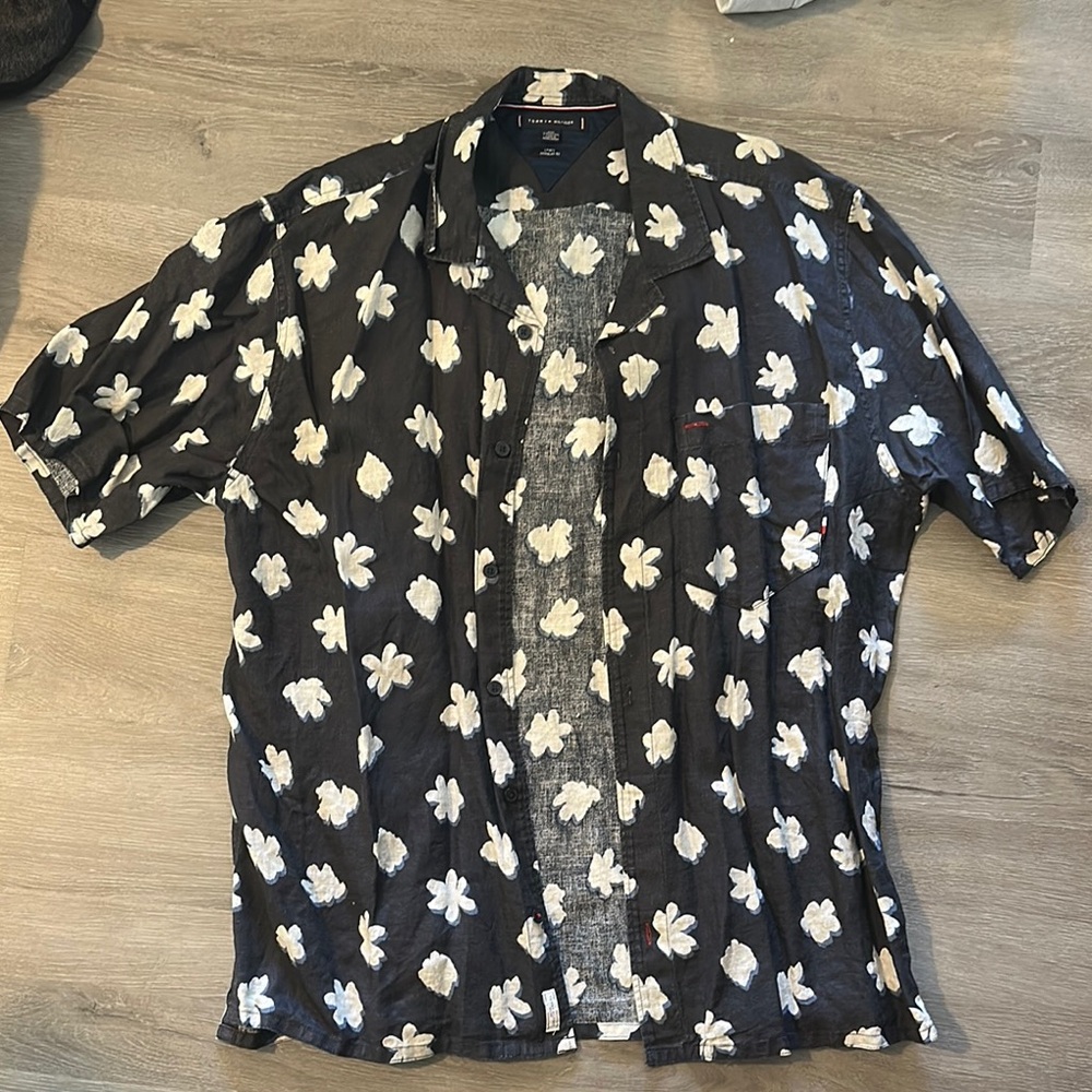 Tommy Hilfiger Black and White Casual Button Down Shirt